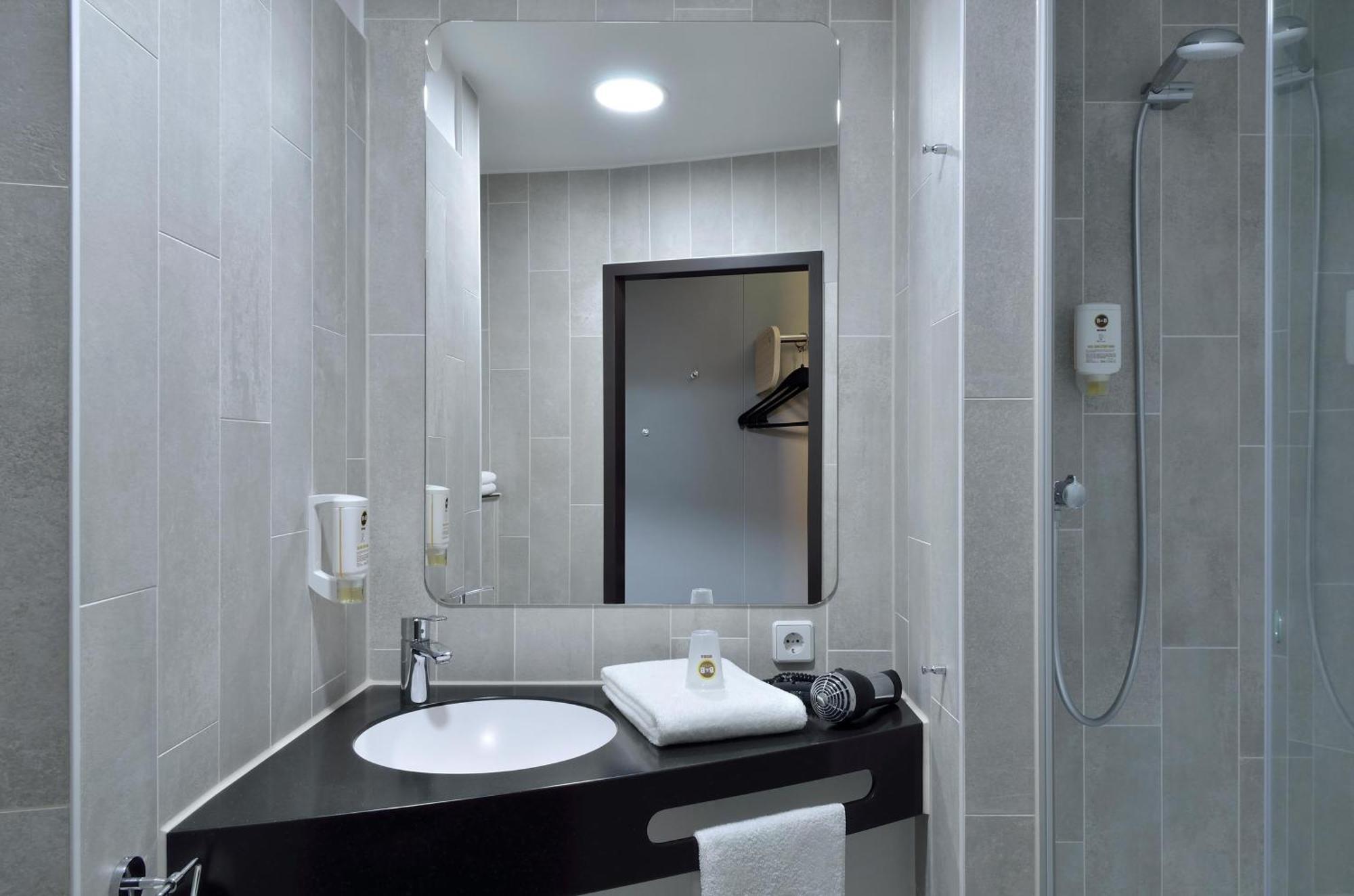 B&B Hotel Dresden City-Sued Bagian luar foto