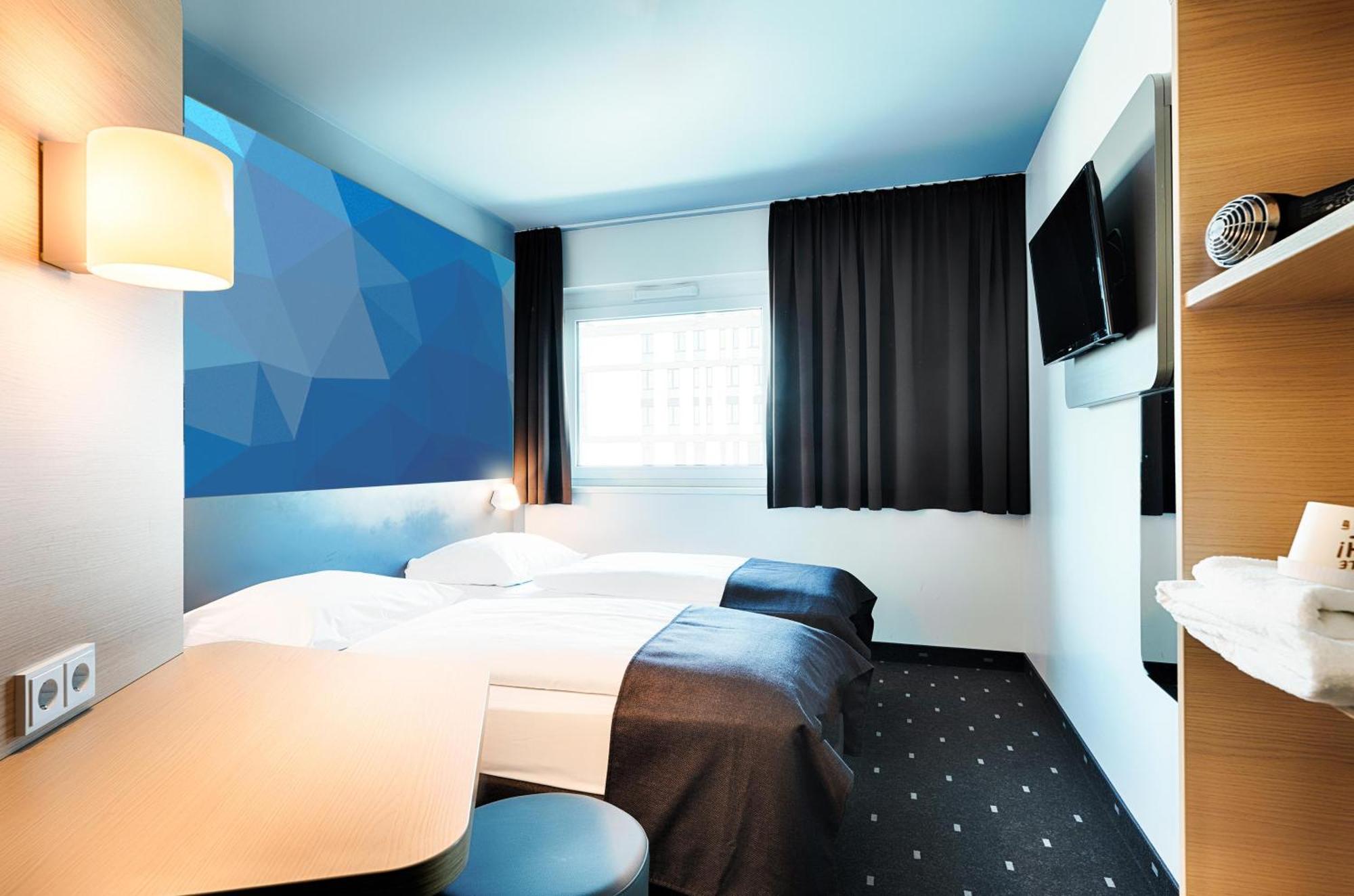 B&B Hotel Dresden City-Sued Bagian luar foto