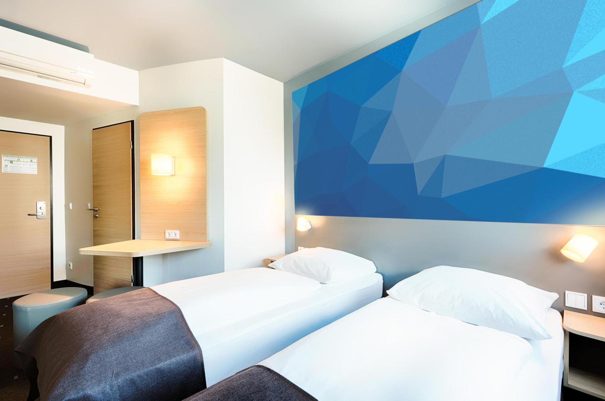 B&B Hotel Dresden City-Sued Bagian luar foto